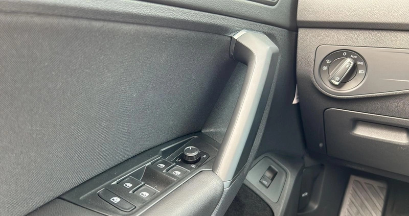 Volkswagen Tiguan cena 163900 przebieg: 6231, rok produkcji 2023 z Korfantów małe 301